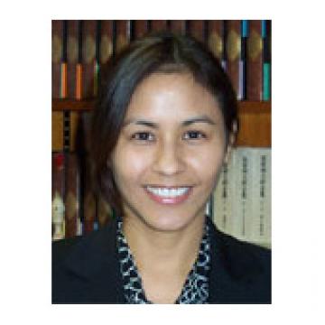 Photograph of Linda Flores